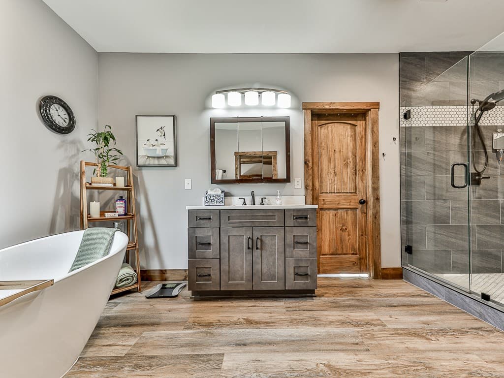208 Weeks Drive, Ellijay GA 30540 - Photo