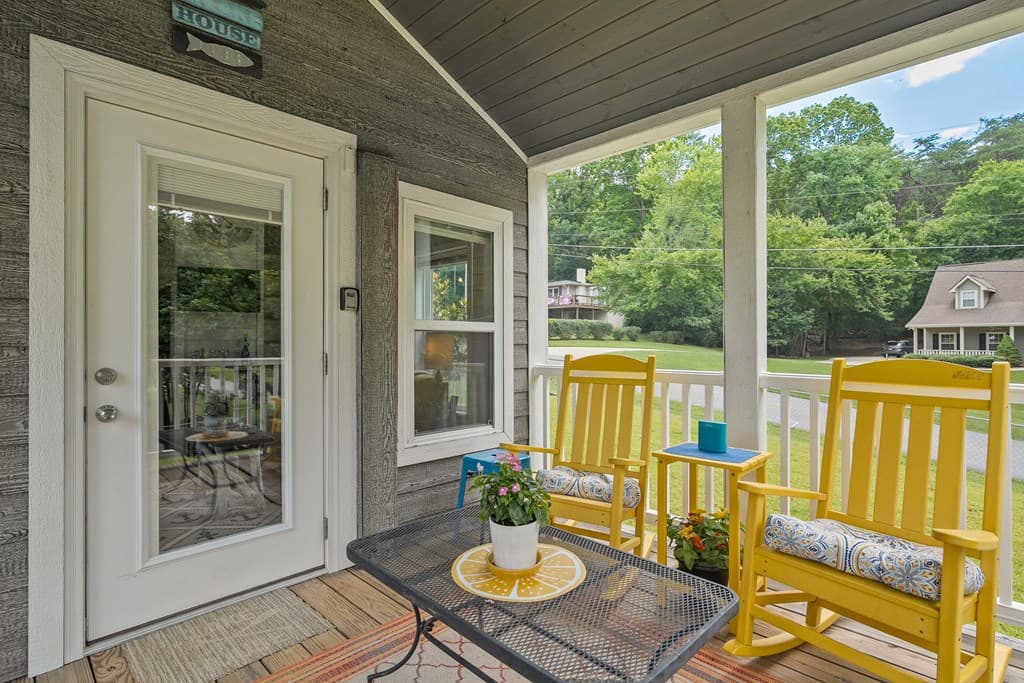 1685 Chatuge Shores, Hiawassee GA 30546 - Photo