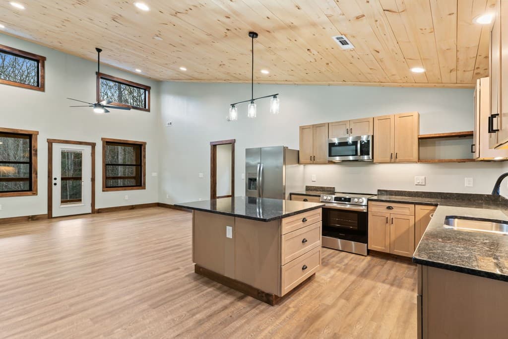 307 Ross Road, Mineral Bluff GA 30559 - Photo
