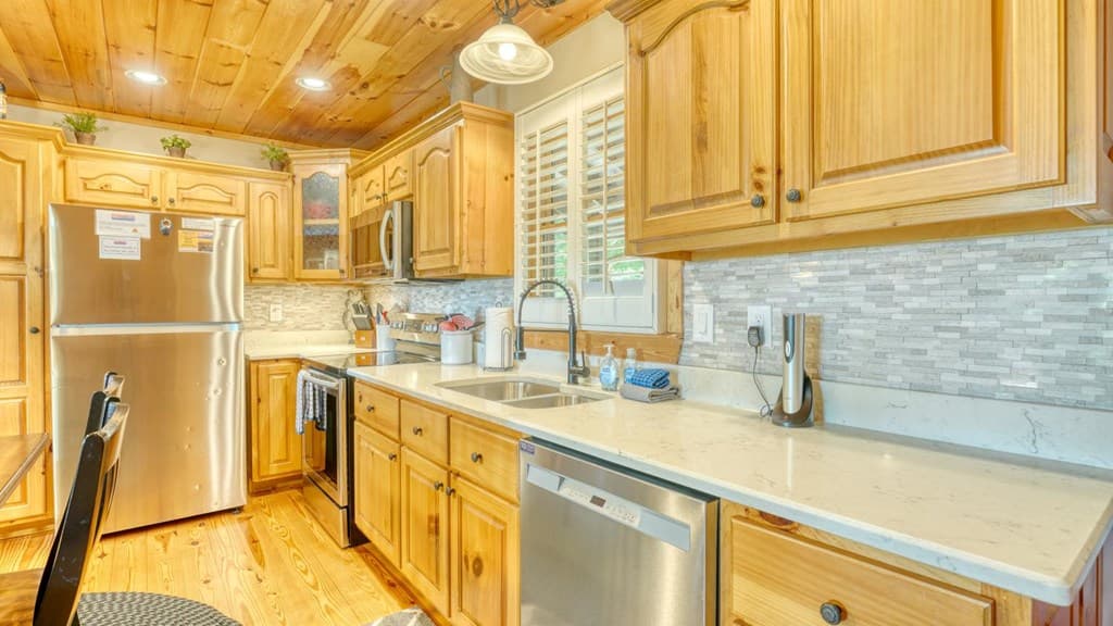 119 Bear Court, Ellijay GA 30540 - Photo