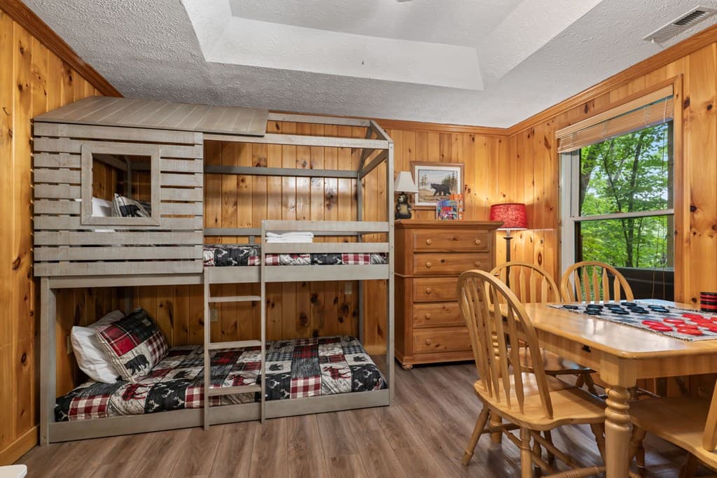 398 Mountain Tops Circle, Blue Ridge GA 30513 - Photo