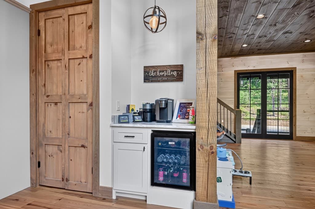 60 Hiles Hatch Road, Blue Ridge GA 30513 - Photo