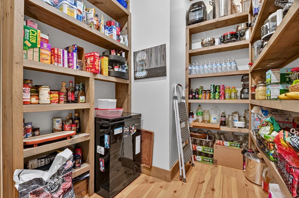 60 Hiles Hatch Road, Blue Ridge GA 30513 - Photo