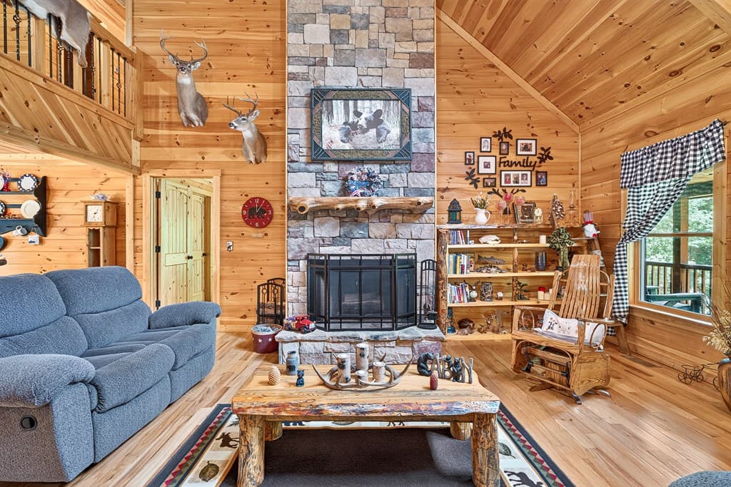 408 Mountain Creek Way, Ellijay GA 30536 - Photo