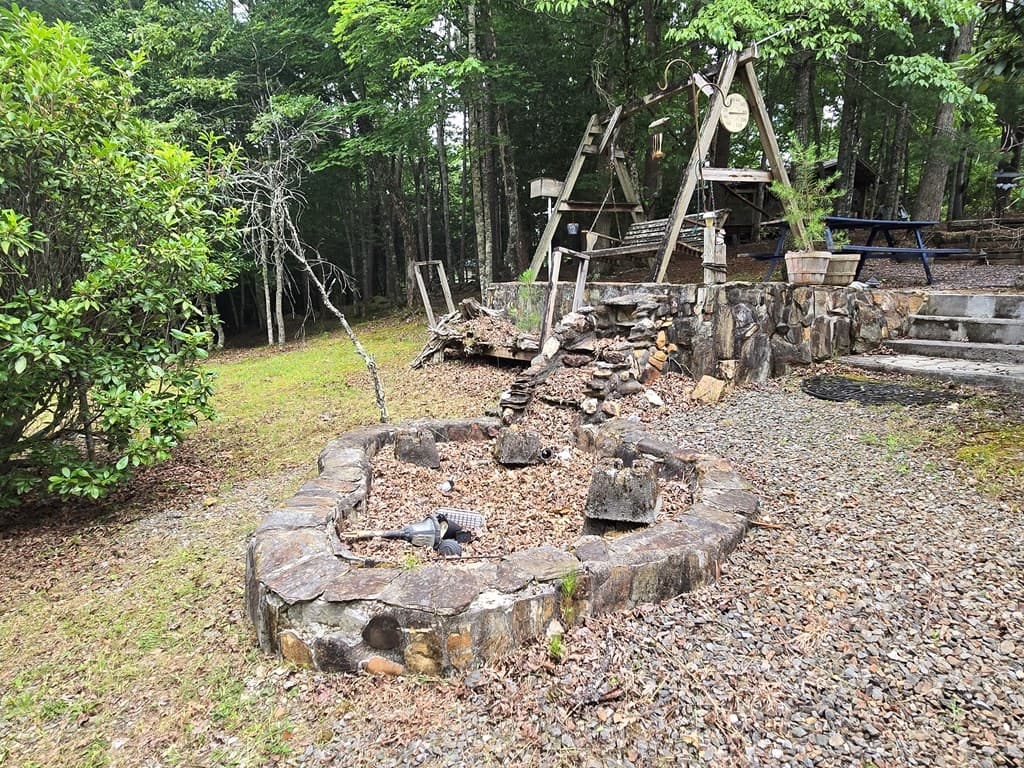 64 Green Oak Road, Warne NC 28909 - Photo