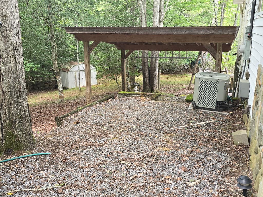 64 Green Oak Road, Warne NC 28909 - Photo
