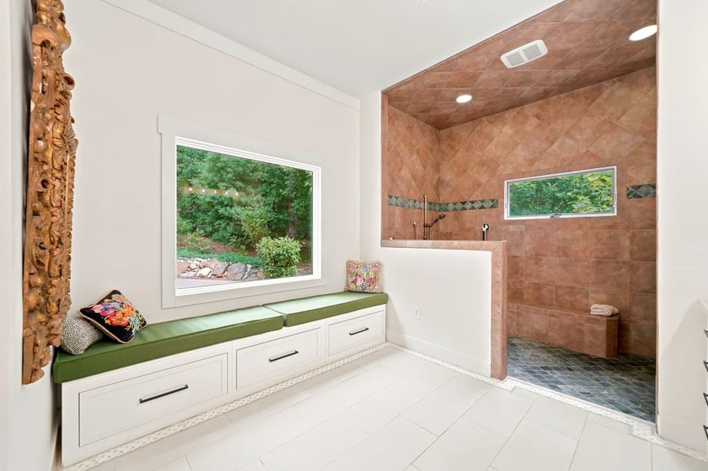 714 Clearview Drive, Talking Rock GA 30175 - Photo