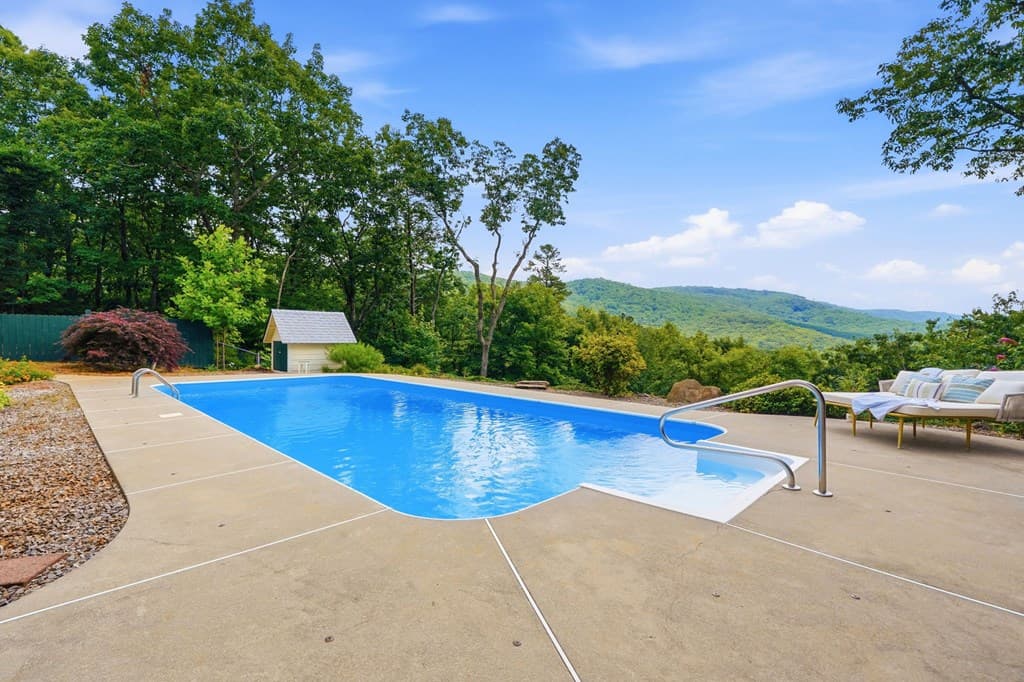 714 Clearview Drive, Talking Rock GA 30175 - Photo