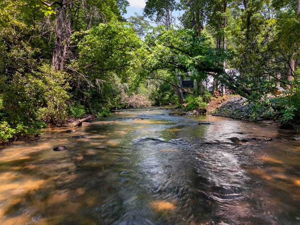 357 Hemlock Trail, Blue Ridge GA 30513 - Photo