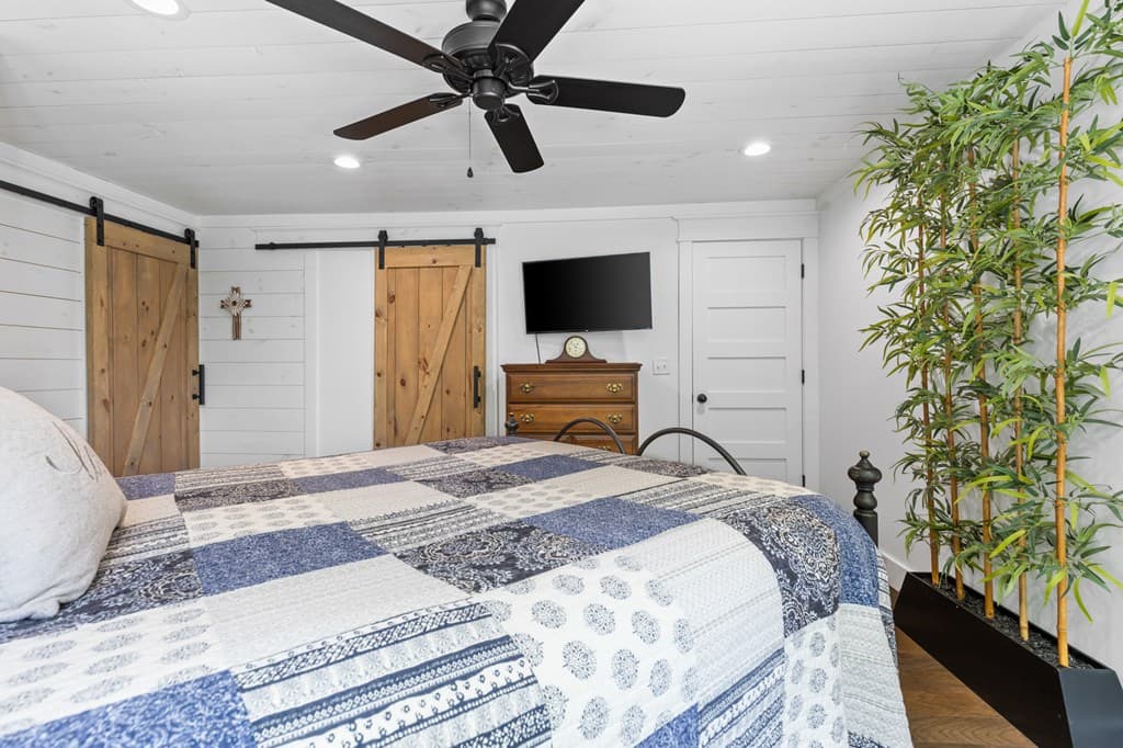 74 Valley Drive, Ellijay GA 30536 - Photo