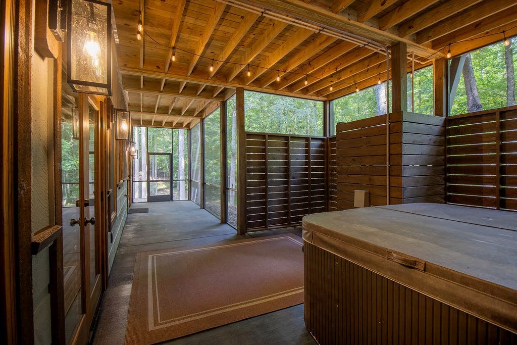 142 Timber Ridge Road, Blue Ridge GA 30513 - Photo