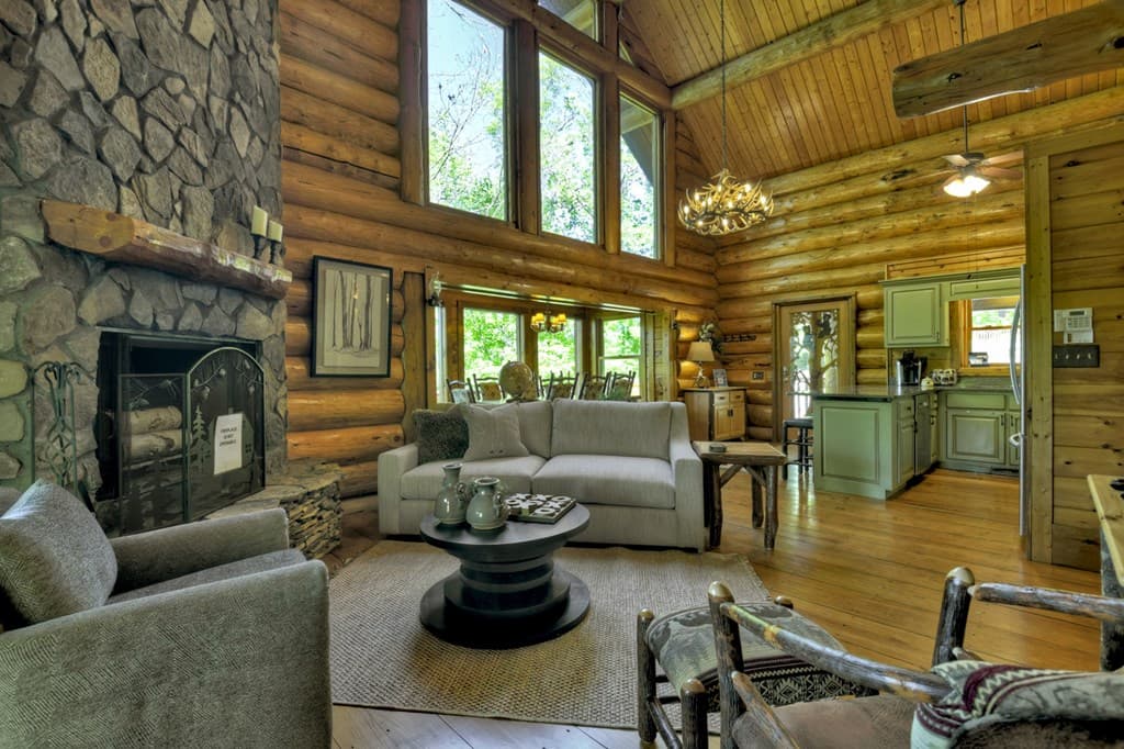 536 Lakeview Road, Blue Ridge GA 30513 - Photo