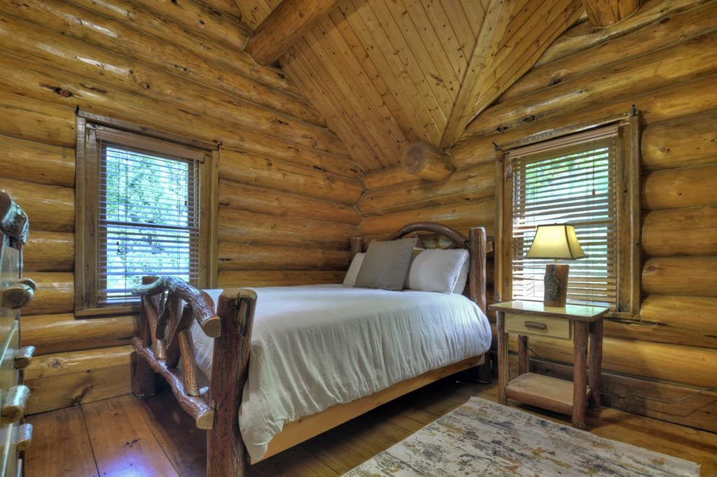 536 Lakeview Road, Blue Ridge GA 30513 - Photo
