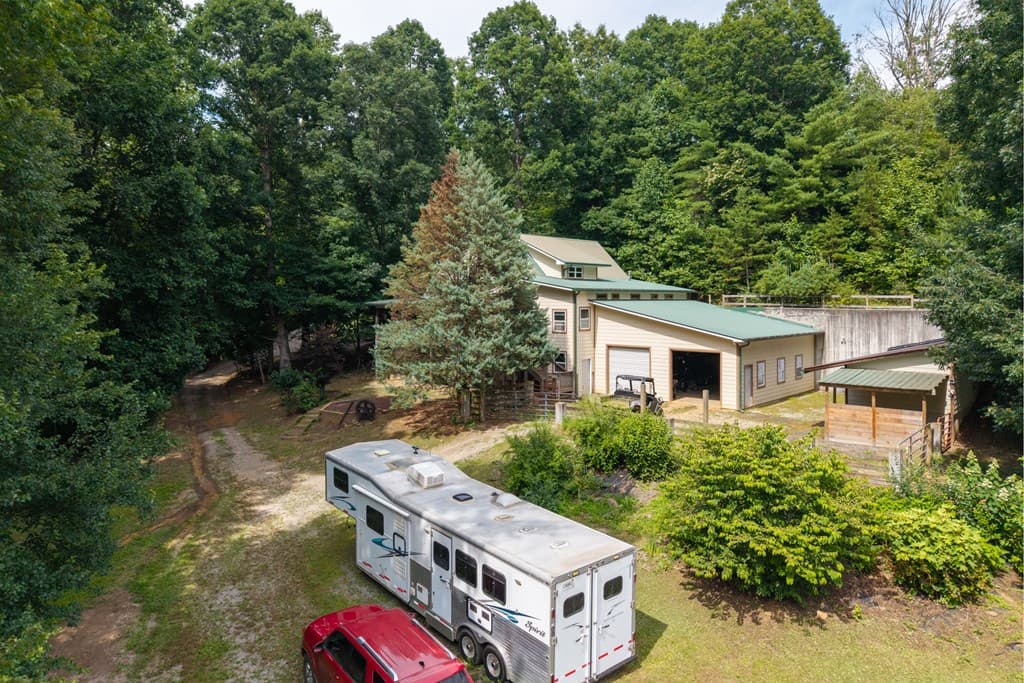 215 Dunn Mill Creek Road, Blue Ridge GA 30513 - Photo