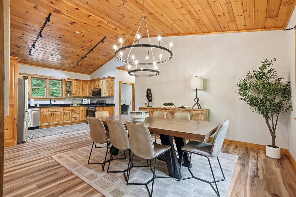 673 Harold Pritchett Road, Ellijay GA 30540 - Photo