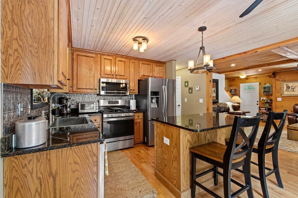 93 Misty Mountain Trail, Morganton GA 30560 - Photo