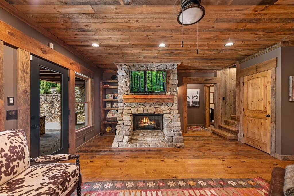 355 Old Camp Loop, Morganton GA 30560 - Photo