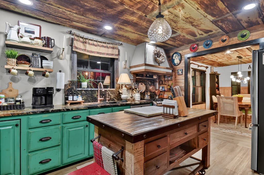 329 Robinson Thomas Road, Morganton GA 30560 - Photo