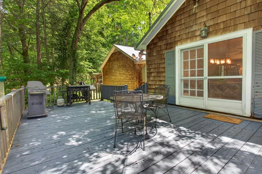 1965 E Highway 52, Ellijay GA 30536 - Photo
