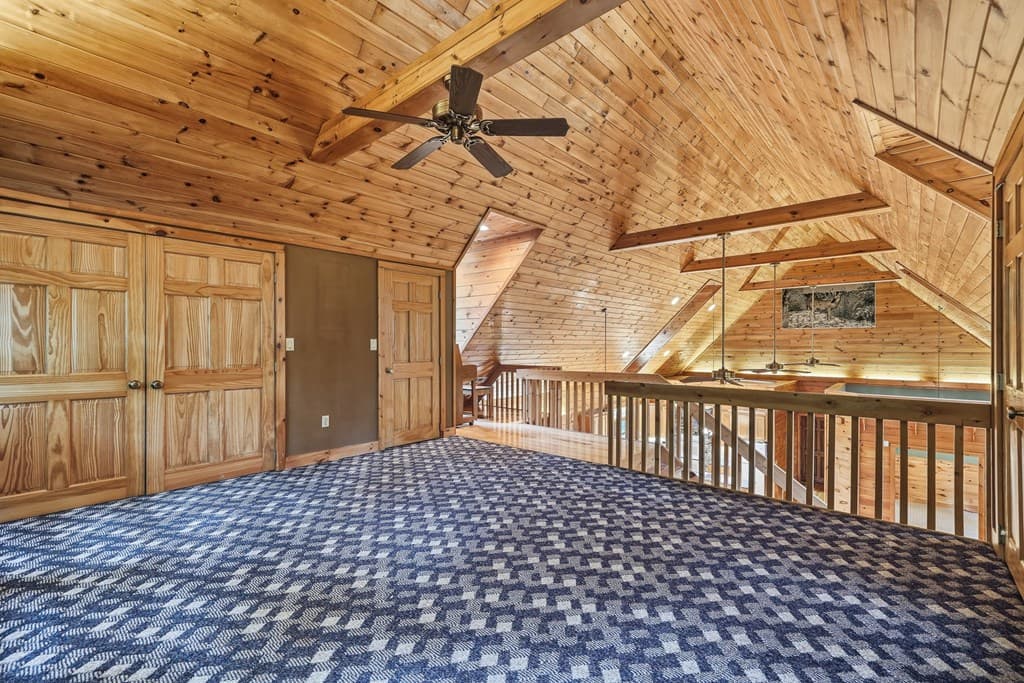 1347 Ivy Log Drive, Blairsville GA 30512 - Photo