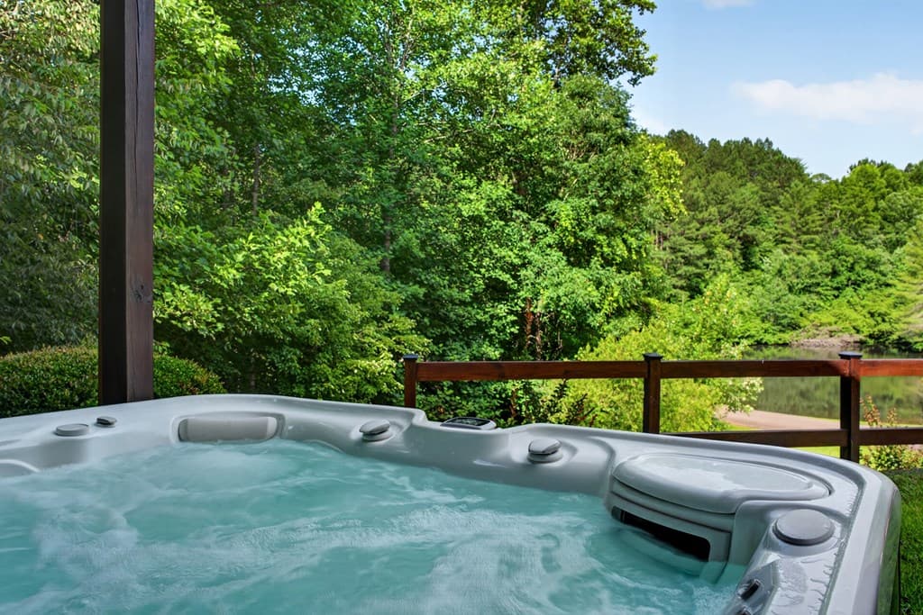 24 Twin Lakes Drive, Blue Ridge GA 30513 - Photo