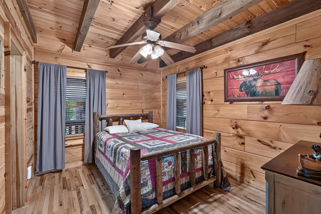 24 Twin Lakes Drive, Blue Ridge GA 30513 - Photo