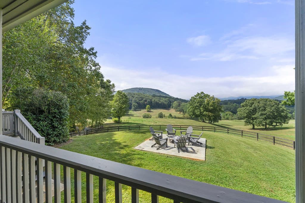 2653 Ben T Huiet Hwy, Clarkesville GA 30523 - Photo