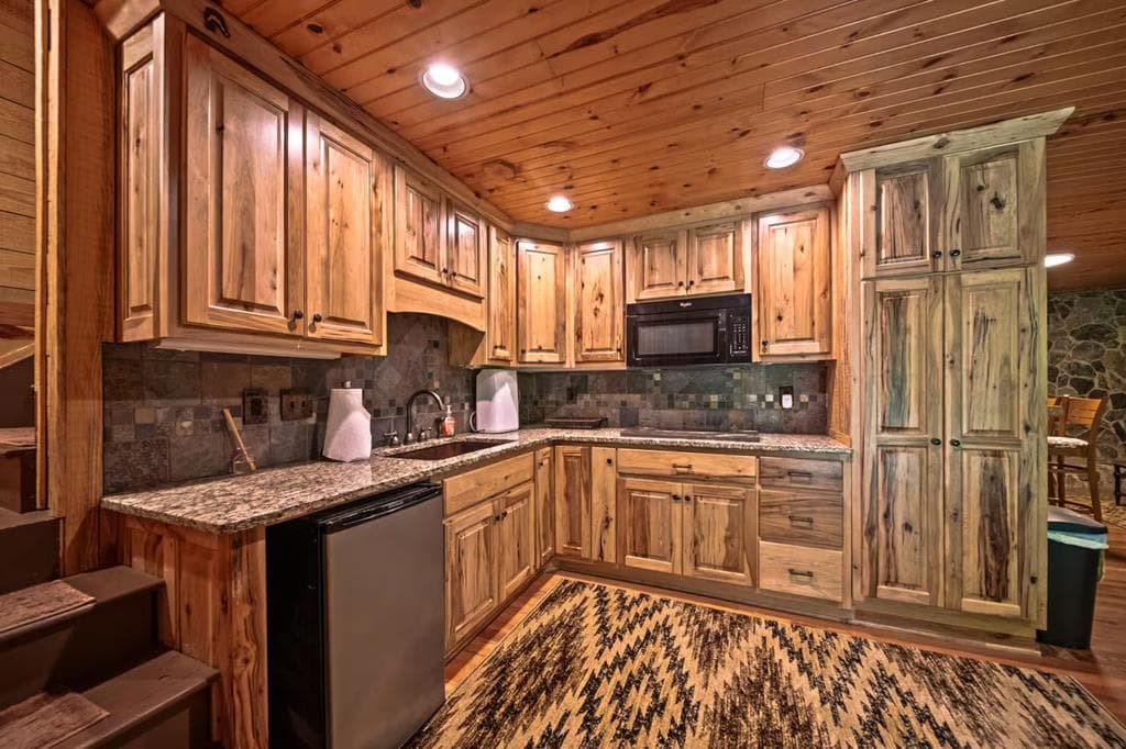 469 North Lake Drive, Ellijay GA 30536 - Photo