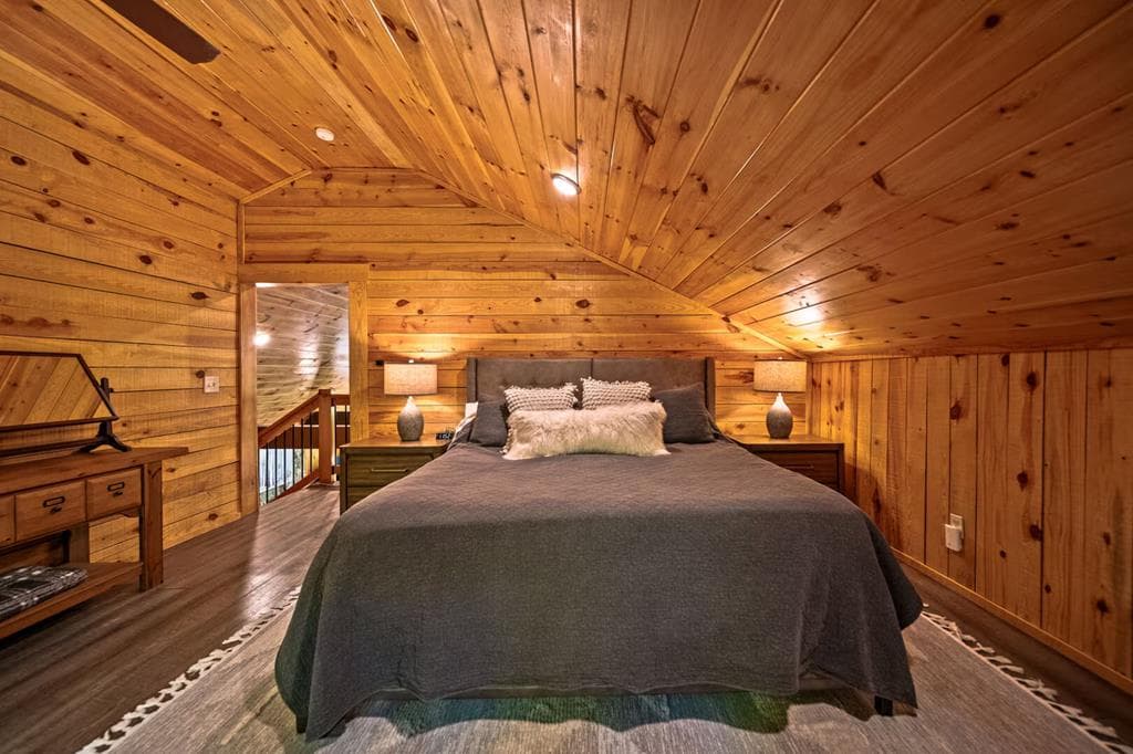 469 North Lake Drive, Ellijay GA 30536 - Photo