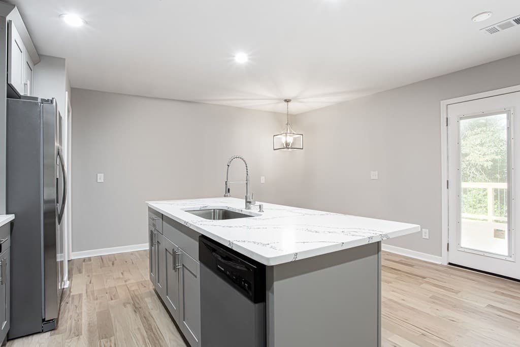 1055 Windridge Dr, Loganville GA 30052 - Photo