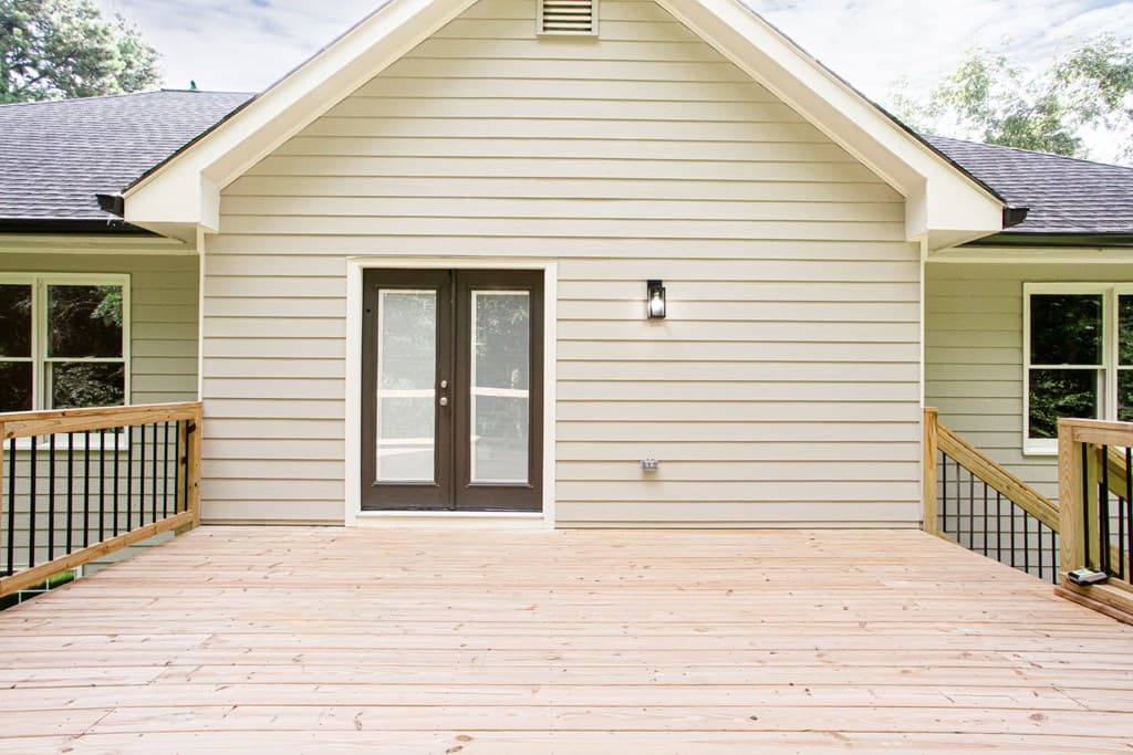 1055 Windridge Dr, Loganville GA 30052 - Photo