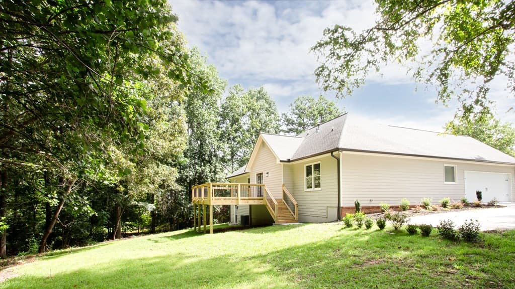 1055 Windridge Dr, Loganville GA 30052 - Photo