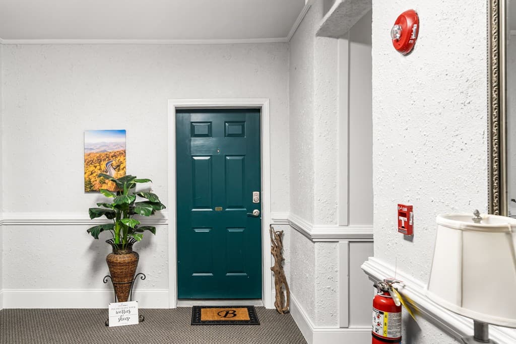 121 N River Street Unit 2a, Hiawassee GA 30546 - Photo