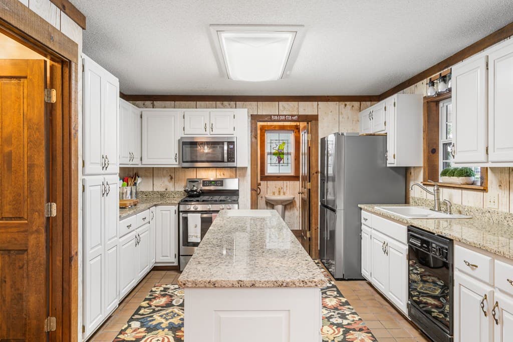 354 Harrison Circle, Hiawassee GA 30546 - Photo