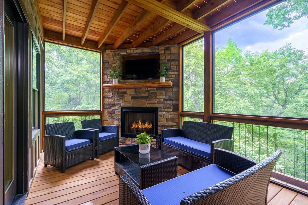 4687 Murphy Hwy, Mineral Bluff GA 30559 - Photo