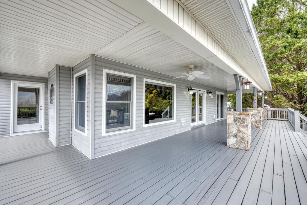 3023 Bear Lane, Hiawassee GA 30546 - Photo