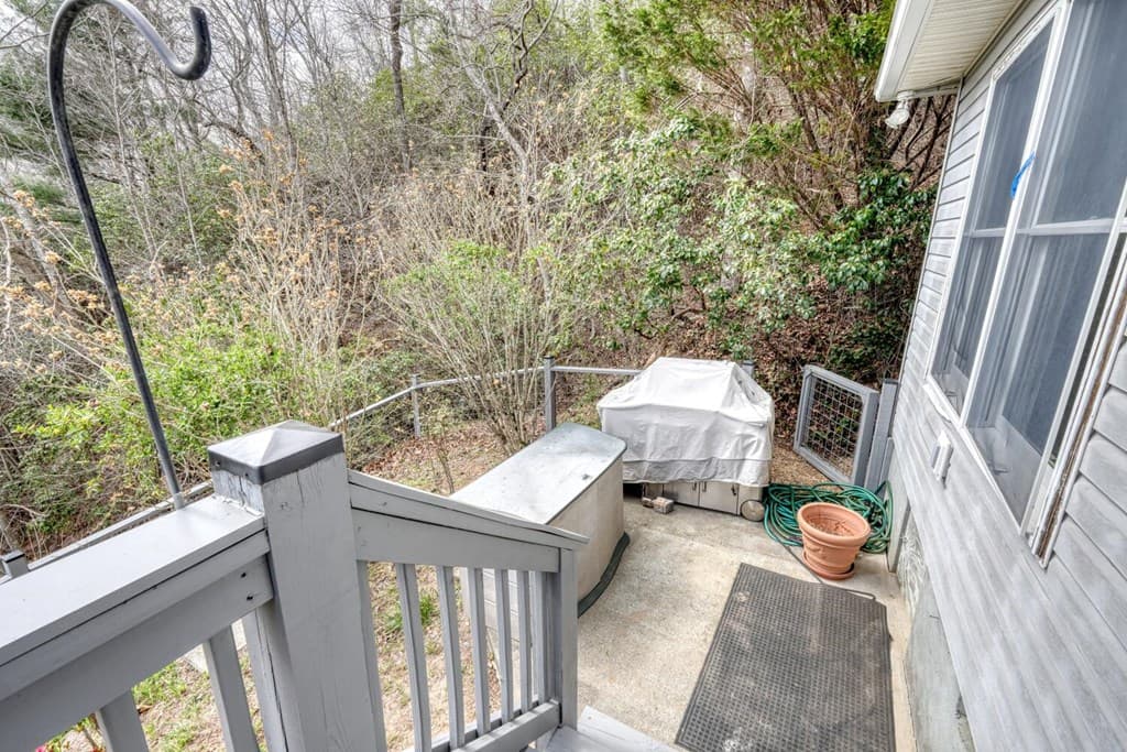 3023 Bear Lane, Hiawassee GA 30546 - Photo