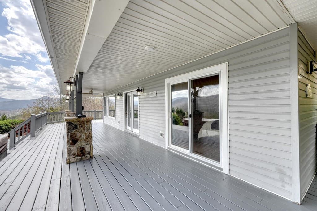 3023 Bear Lane, Hiawassee GA 30546 - Photo