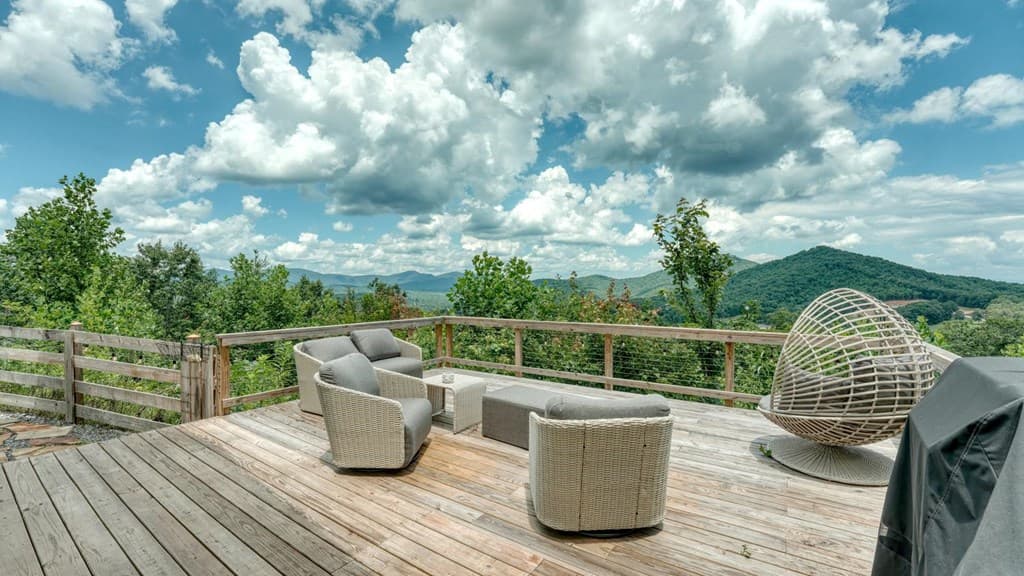 890 Hickory Drive, Mineral Bluff GA 30559 - Photo
