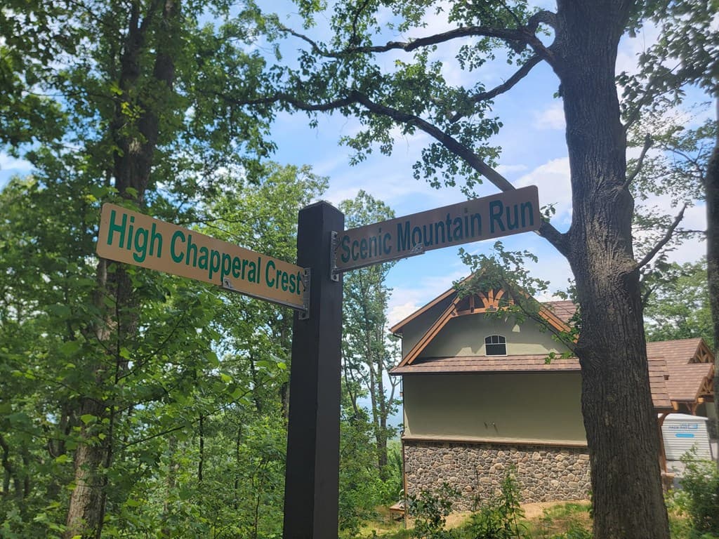 81 Hidden Mountain, Murphy 26906 - Photo