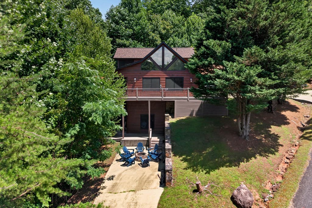 573 Weaver Creek Way, Blue Ridge GA 30513 - Photo