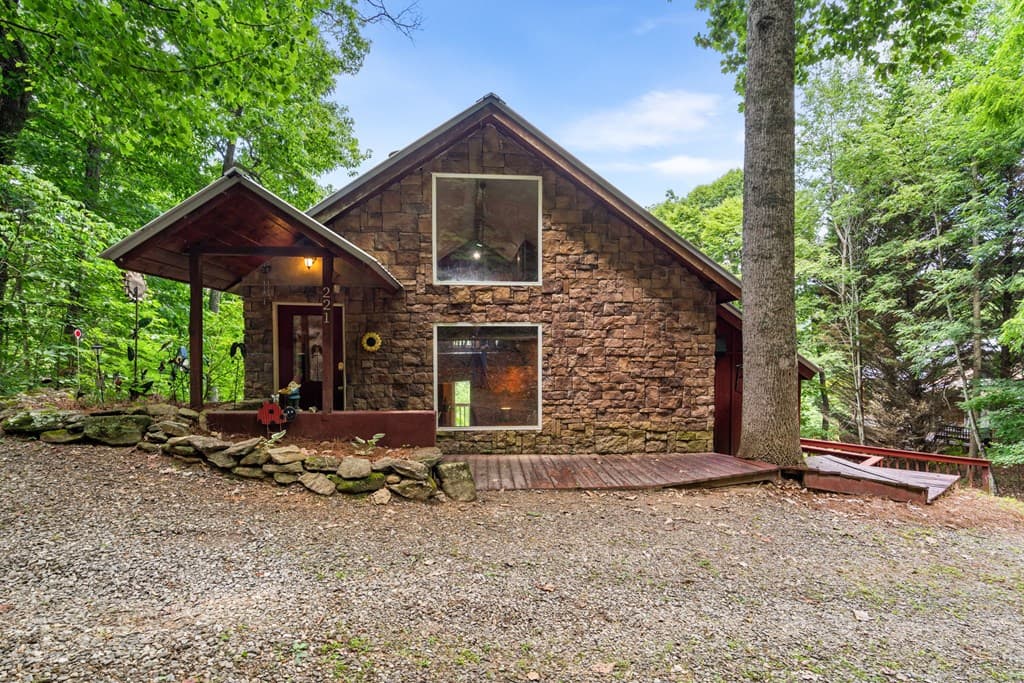 221 Wilson Lane, Blairsville GA 30512 - Photo