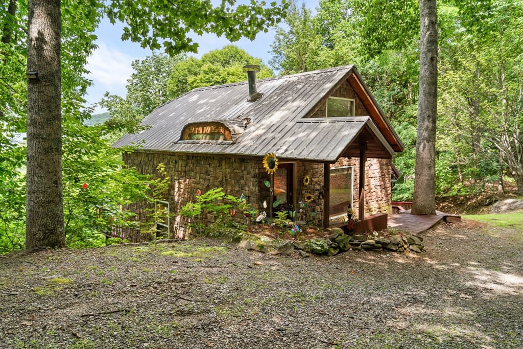 221 Wilson Lane, Blairsville GA 30512 - Photo