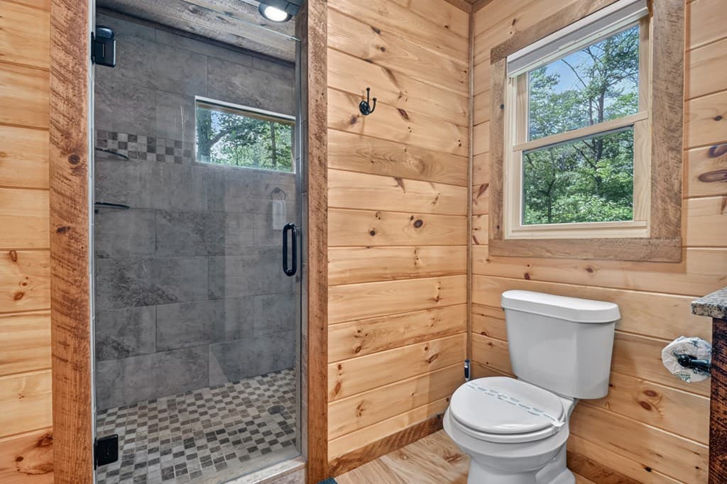 200 Forest View Lane, Mineral Bluff GA 30559 - Photo