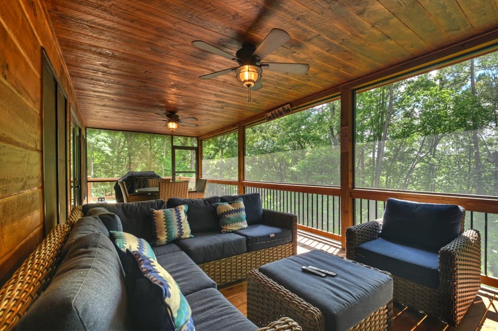 200 Forest View Lane, Mineral Bluff GA 30559 - Photo