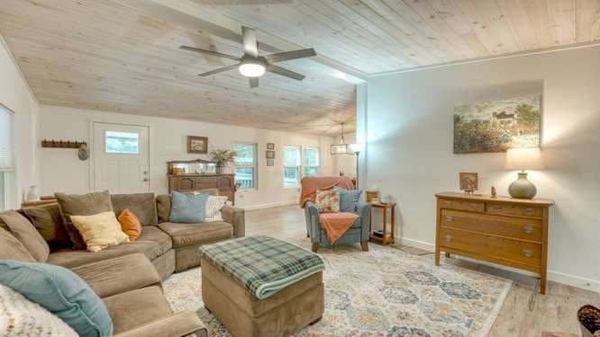 790 Lakeside Drive, Blairsville GA 30512 - Photo