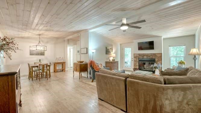790 Lakeside Drive, Blairsville GA 30512 - Photo