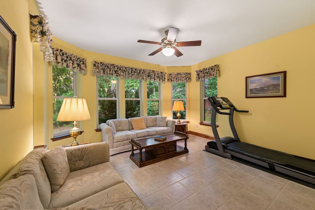541 Davis Road, Blue Ridge GA 30513 - Photo