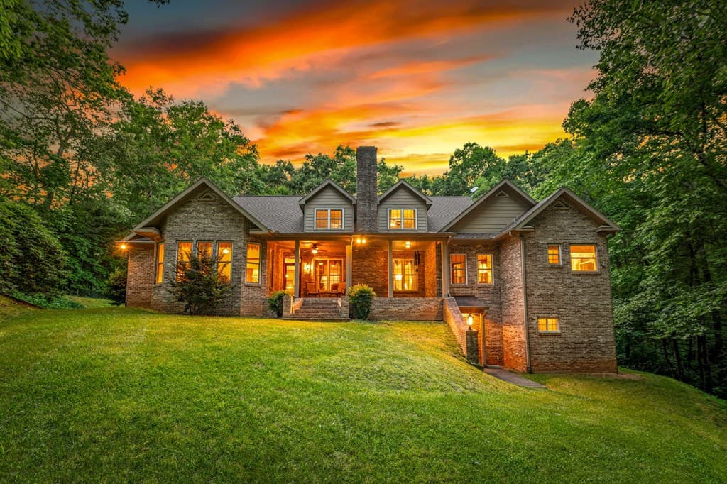 541 Davis Road, Blue Ridge GA 30513 - Photo