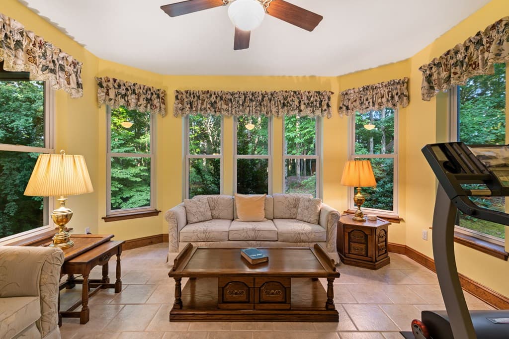541 Davis Road, Blue Ridge GA 30513 - Photo
